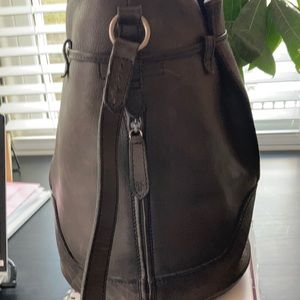 Frye grey charcoal leather bucket bag can wear across shoulder.